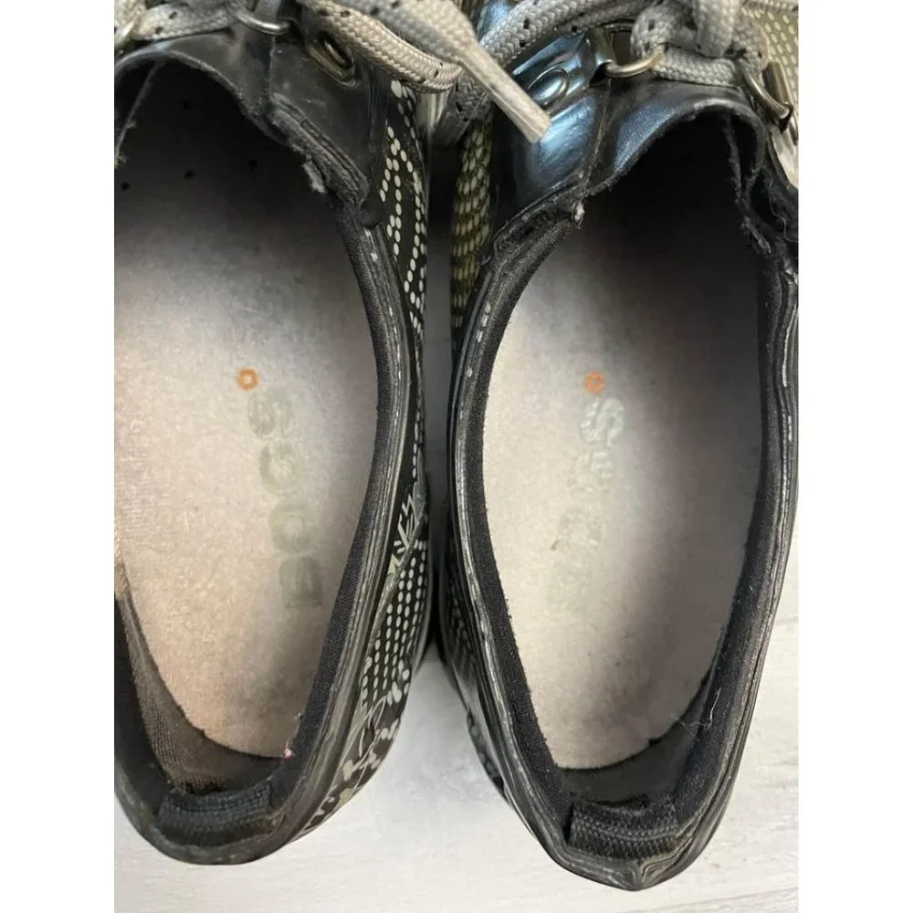 Bogs‎ womens slip on rain clogs size 6